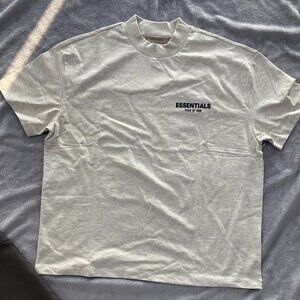 Fear of god Essentials Tee Light Oatmeal